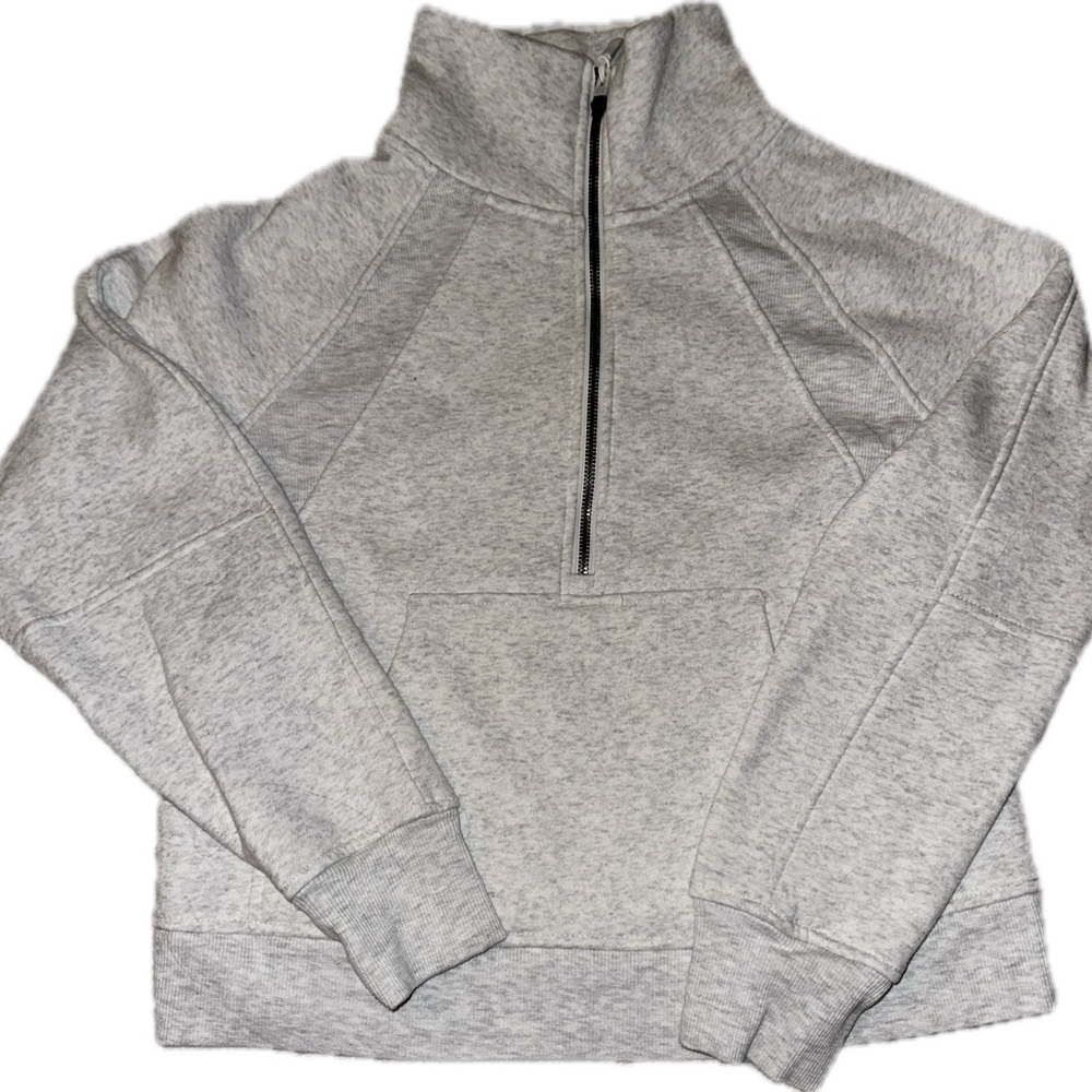 Women’s Light Grey Quarter Zip Sweatshirt XS
